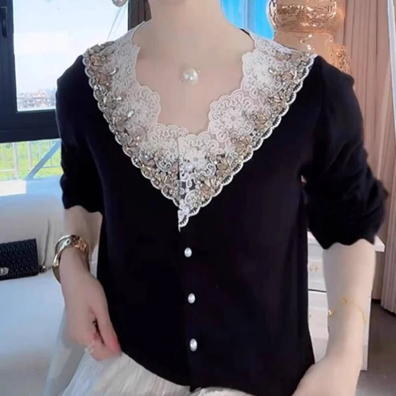 蕾丝拼接钉珠设计感黑色上衣女