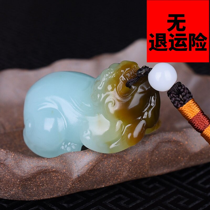 新疆玉和田玉青白玉貔貅手把件