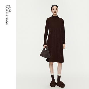 新款 AUM噢姆2025年冬季 雪尼尔针织娃娃裙高领连衣裙 商场同款