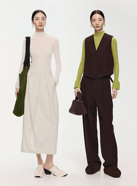 【大秀同款】AUM噢姆2025年冬季新款无缝针织羊毛修身打底衫上衣