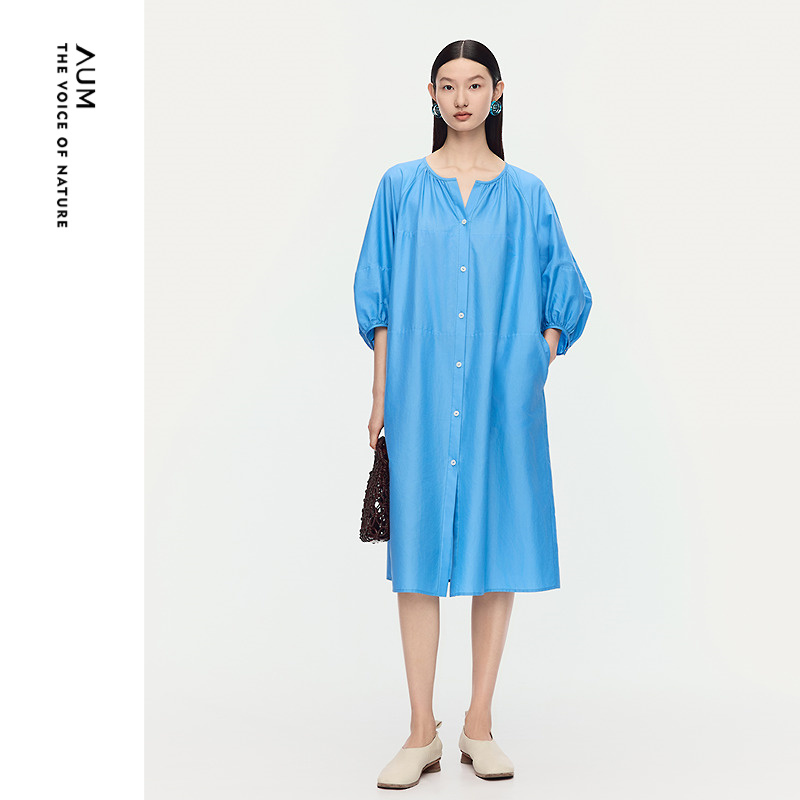 【商场同款】AUM噢姆2025年夏季新款宽松V领裙子五分袖连衣裙长裙