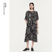 黑白抽象印花休闲V领连衣裙长裙 新款 FaFa裙 AUM噢姆2025年夏季