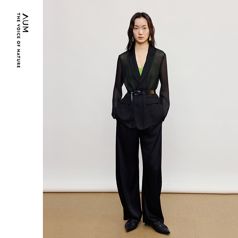 【商场同款】AUM噢姆2026年夏季新款清透网眼落肩通勤西装外套女