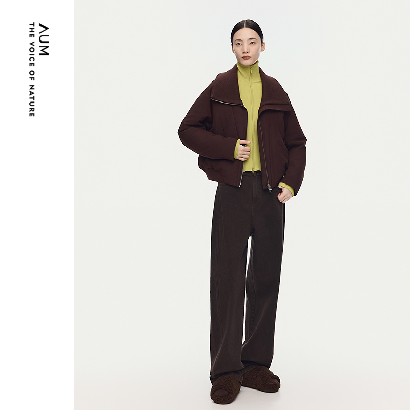 【商场同款】AUM噢姆2025年冬季新款斜纹羽绒短款翻领拉链面包服