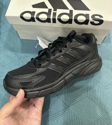 adidas 舒适轻便合成革耐磨低帮休闲跑步鞋男款黑色JI2844