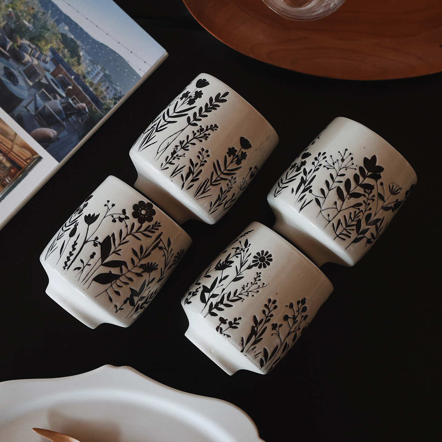 收集时光 黑白之间 手绘自然花卉汤吞杯 咖啡杯 水杯 茶杯 手握杯