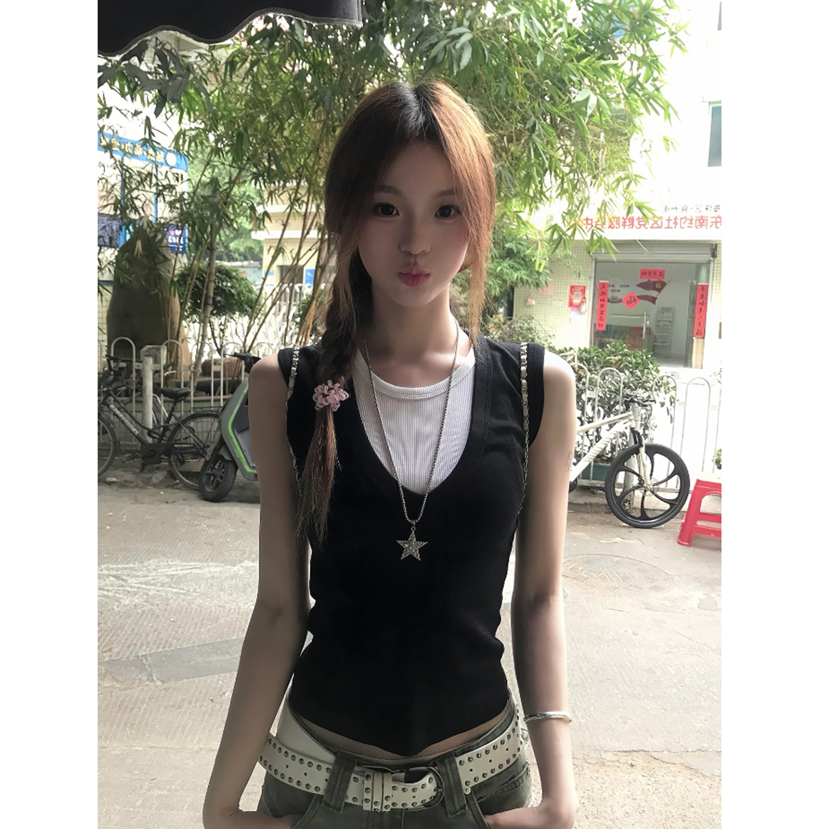 韩系气质假两件圆领无袖上衣女早春新款休闲百搭修身显瘦减龄背心