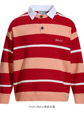 From Mars Relying on memory, loose knitwear and sweaters