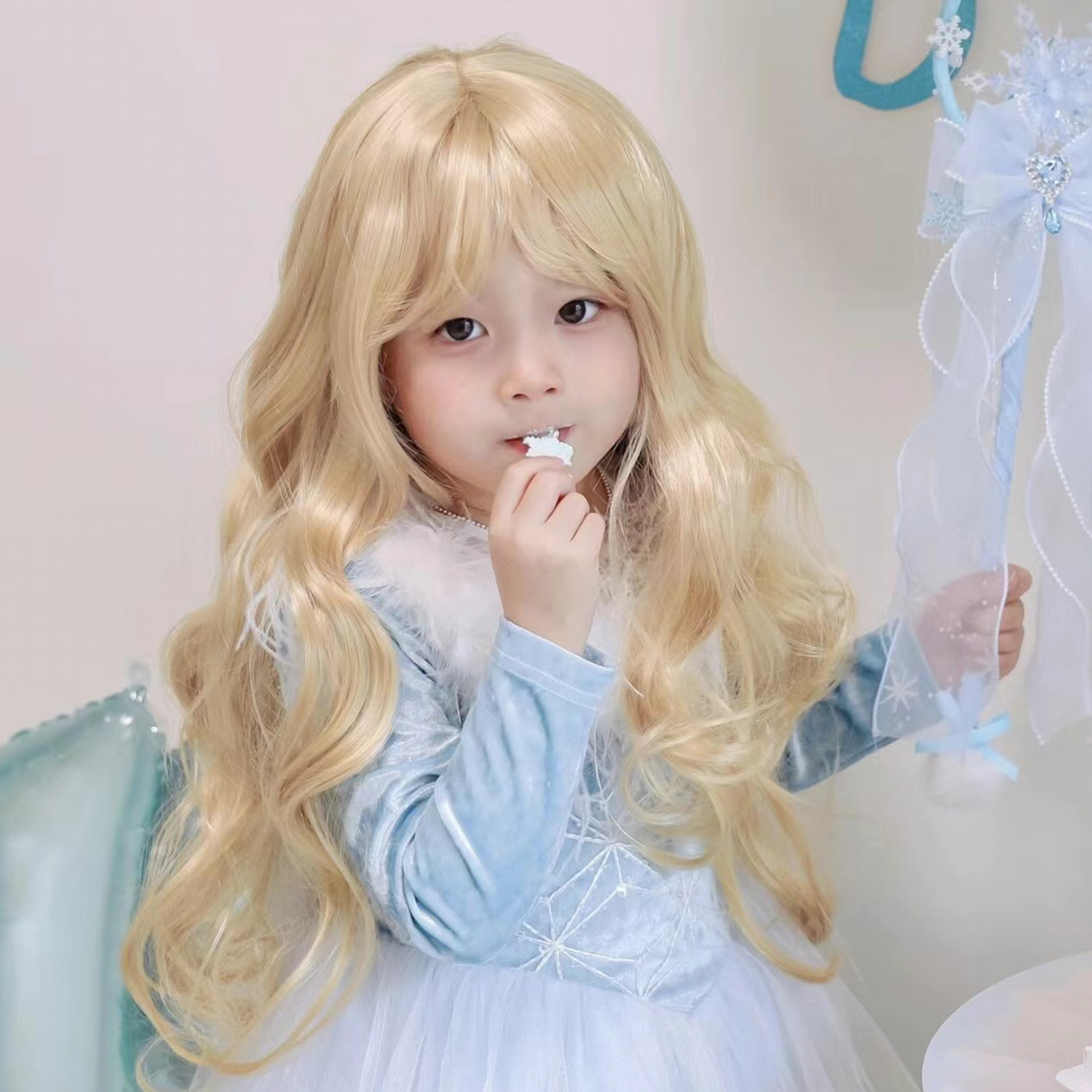 浅金色儿童假发女童网红小天使户外写真拍照长卷发节目表演全头套,美发护发/假发,日常整顶假发,淘宝优惠券,粉丝福利购,淘宝优惠卷