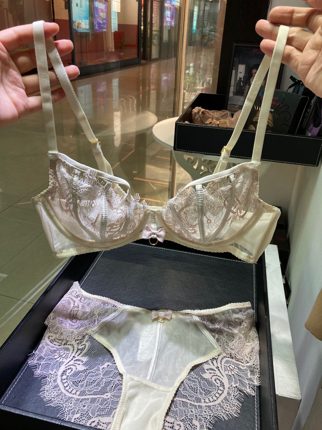 法式风透明大胸显小火辣性感内衣