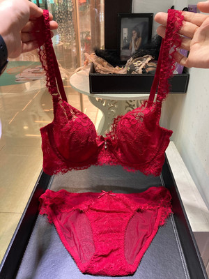 绿色钢托薄款透气女内衣文胸套装