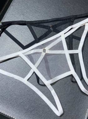 露臀内裤性感黑色白色超薄镂空美臀诱惑女款低腰三角裤