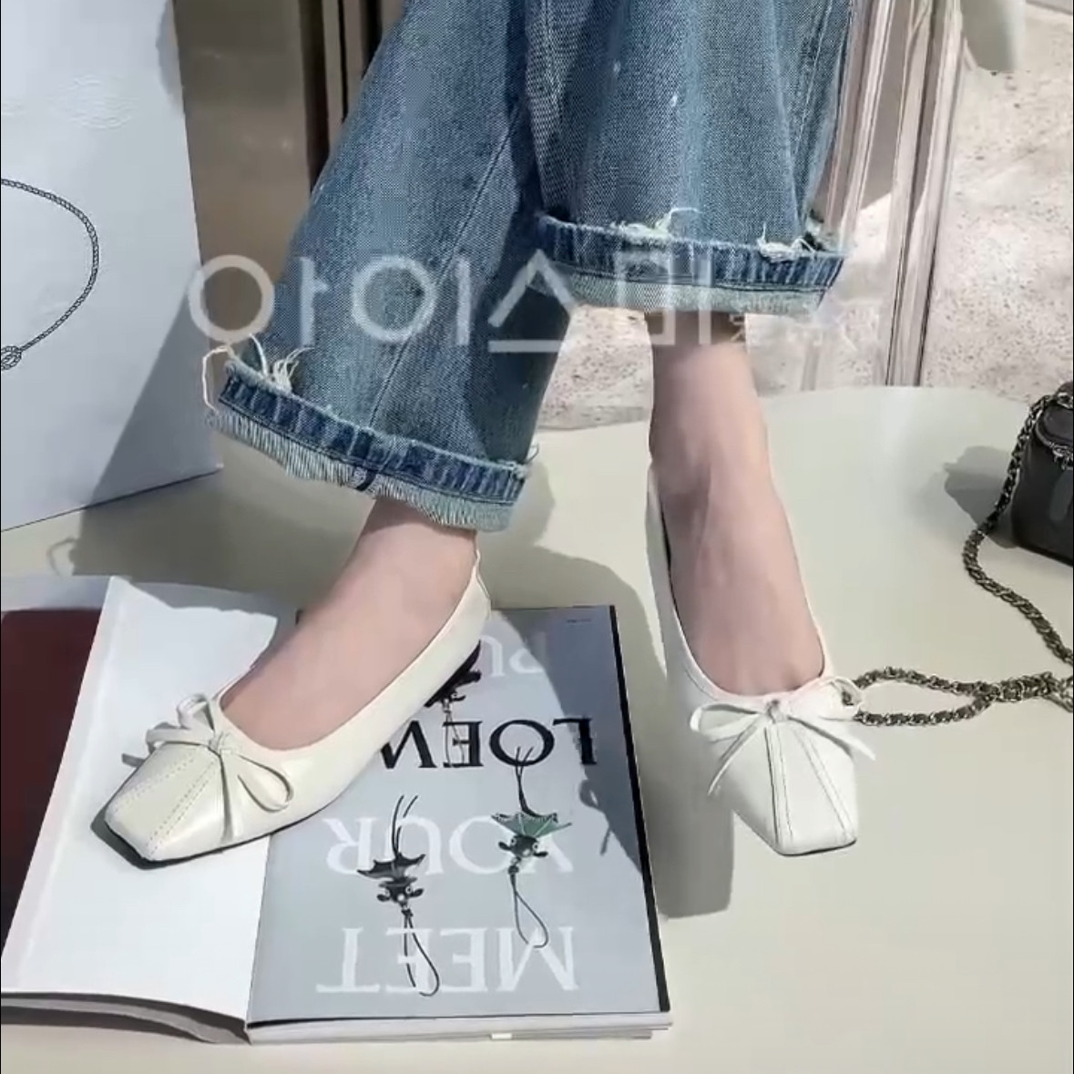 爱诗薇女鞋2026春季款温柔仙女风蝴蝶结方头芭蕾舞鞋复古平底单鞋