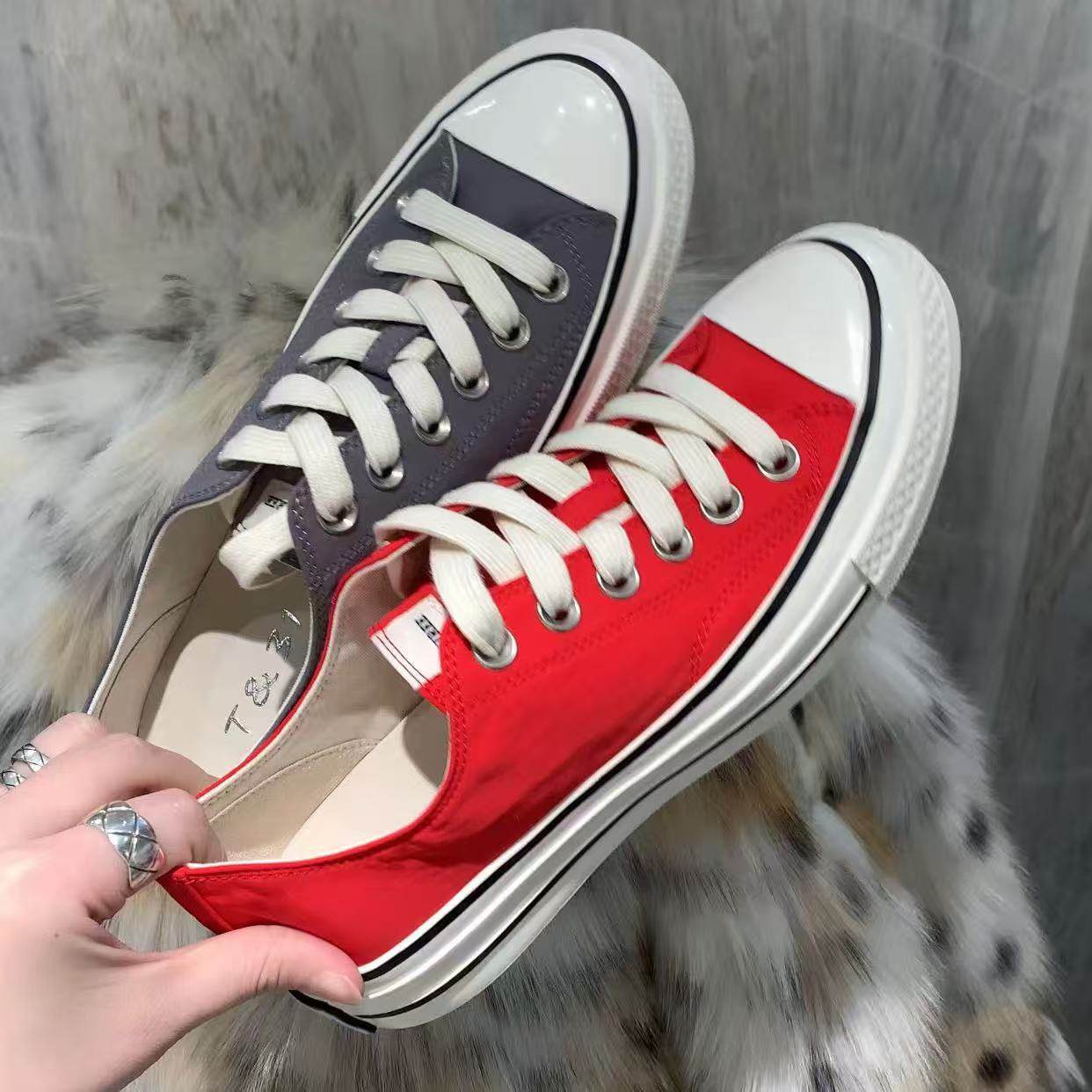 T31女鞋2026春新款平底休闲运动板鞋百搭时尚韩式风格系带帆布鞋,女鞋,休闲板鞋,淘宝优惠券,粉丝福利购,淘宝优惠卷