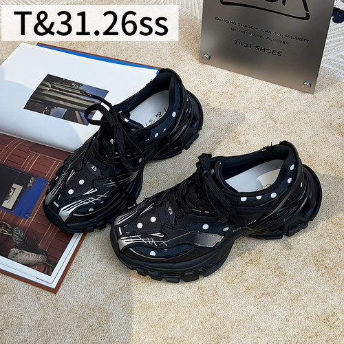 T31女鞋2026年秋季新款复古系带拼色休闲鞋女增高厚底波点老爹鞋