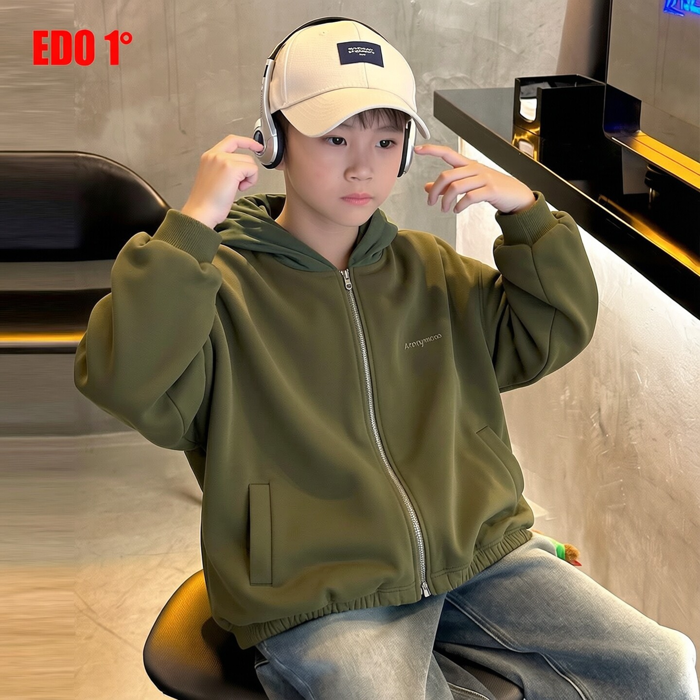 edo一度童装秋冬复古连帽外套潮