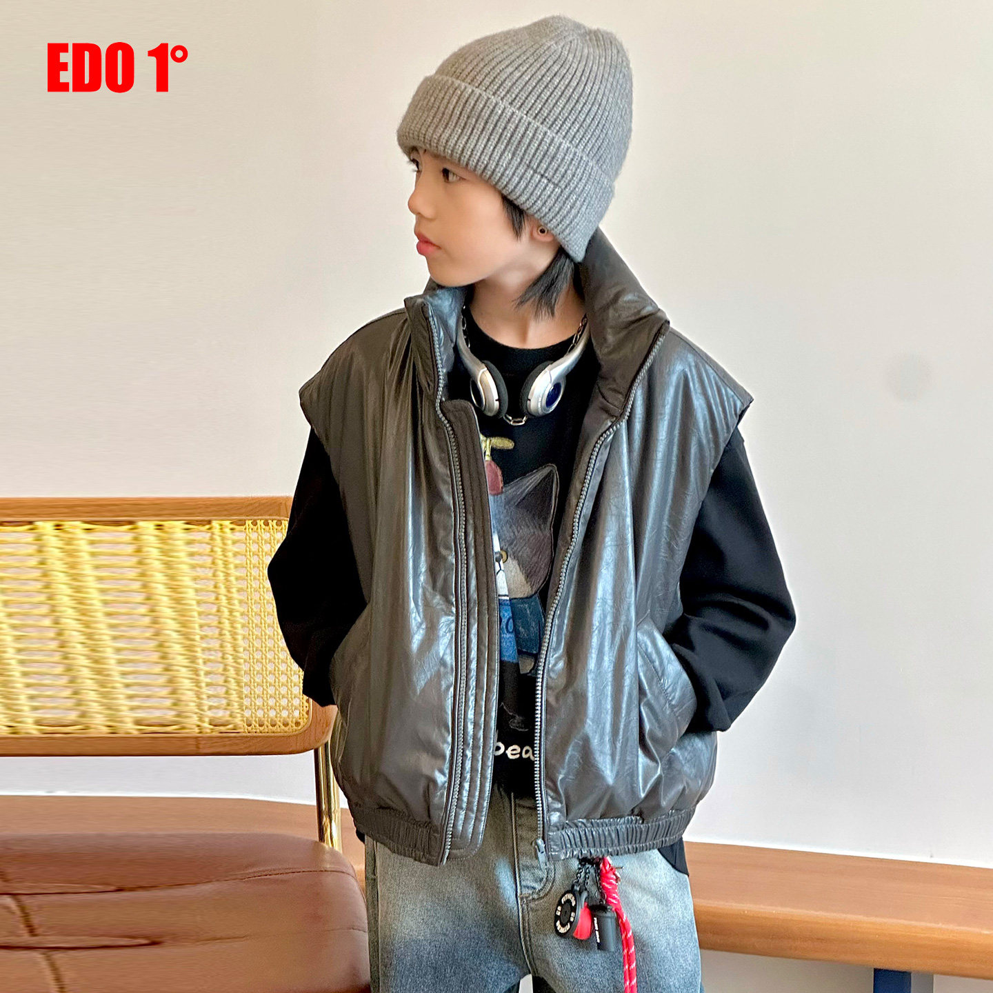 edo一度童装25秋冬季新痞帅休闲立领拉链皮质马甲保暖无袖外套PU