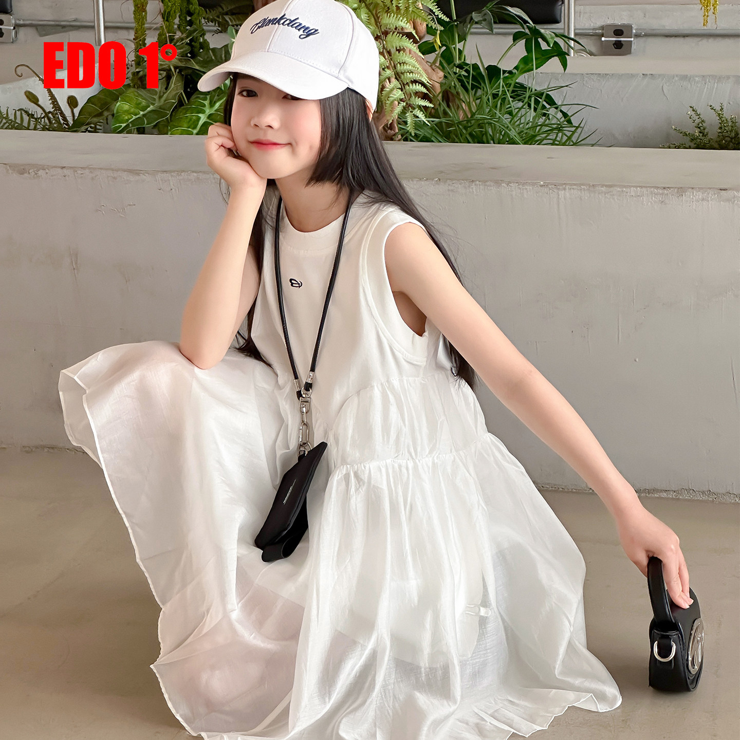 edo1一度26女童夏无袖花苞连衣裙