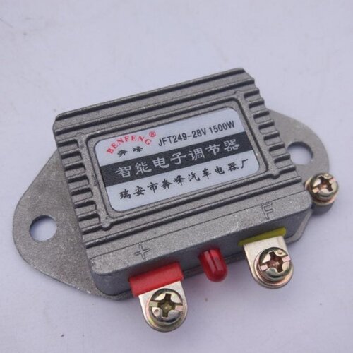 发电机调节器1500W12V24V适配福田农用发电机调压器电瓶稳压器