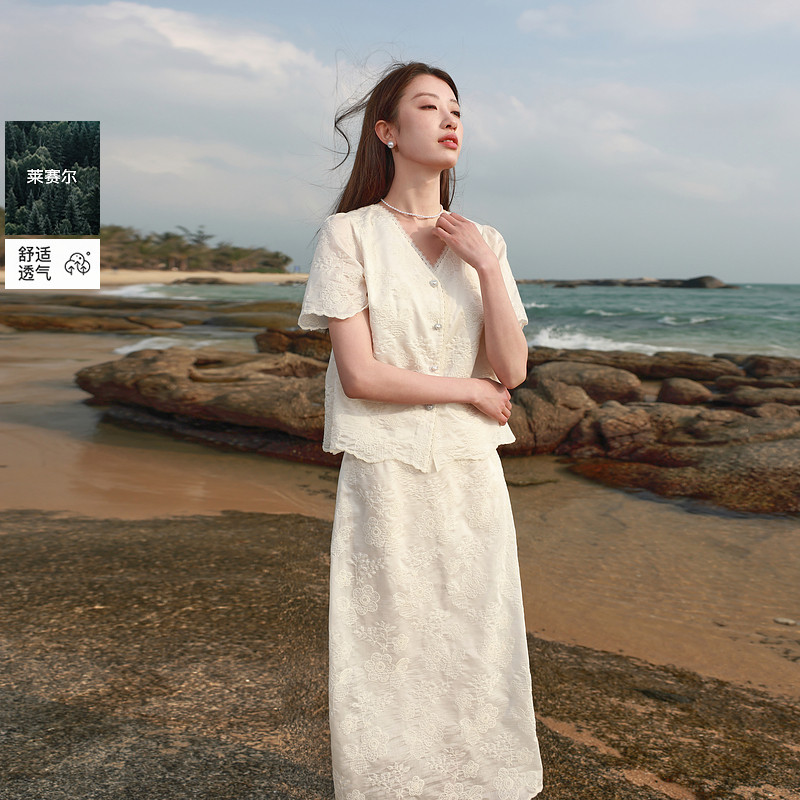 三彩大码女装2025夏季新款刺时尚套装