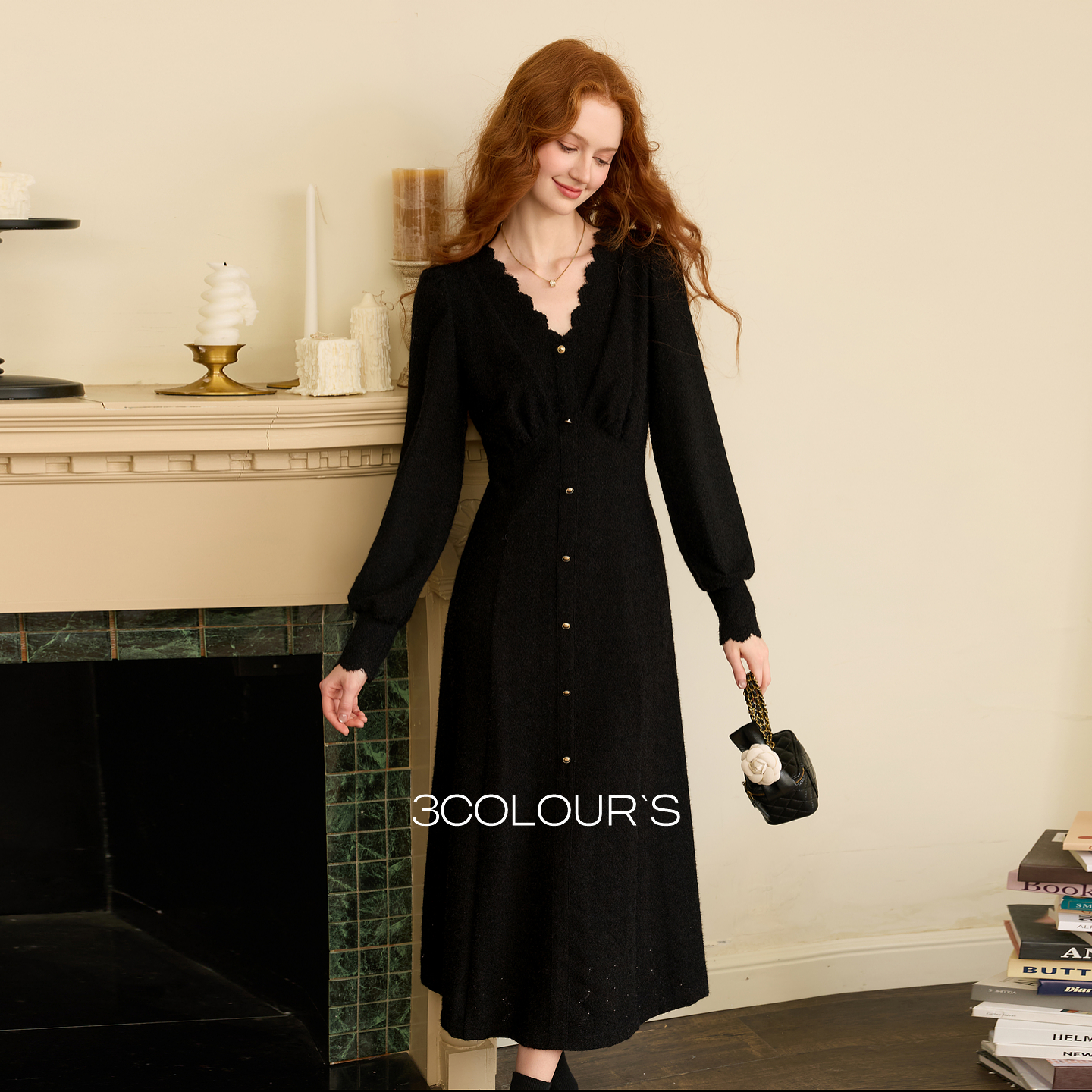 三彩2025冬季新款蕾丝V领长袖收腰连衣裙A字裙长裙气质简约S