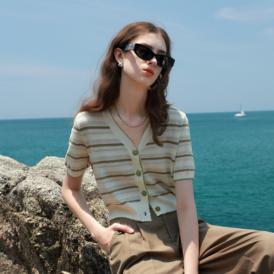 ibudu2025夏季新款镂空条纹针织衫V领毛衫短款轻薄开衫短袖女