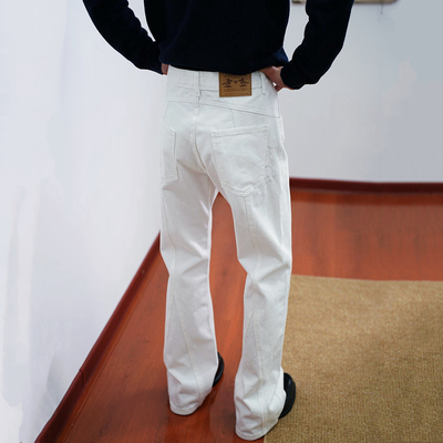 vibe风做旧白色纹理刺绣牛仔裤男