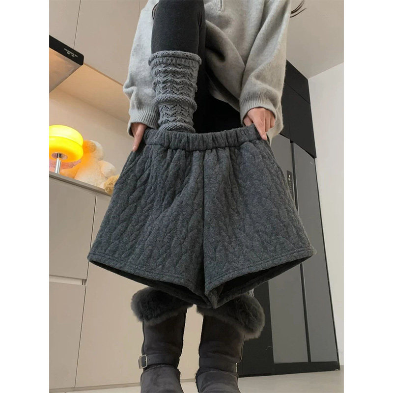 灰色针织短裤女外穿秋冬季新款复古高腰a字包臀裤小个子打底靴裤