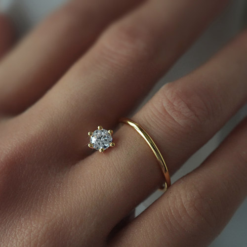 S925高级感简约复古悬浮单钻戒指