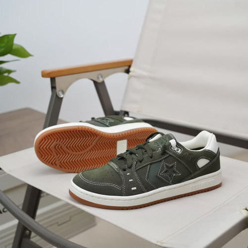 匡威百搭休闲低帮板鞋