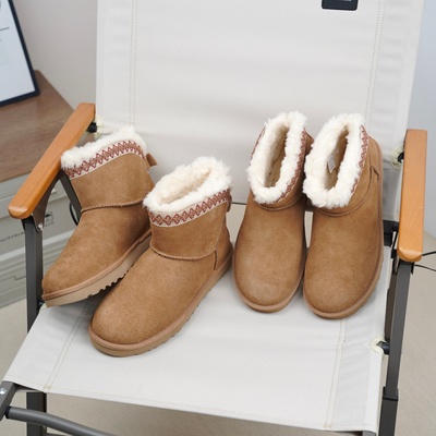 UGG时尚经典保暖加绒雪地靴