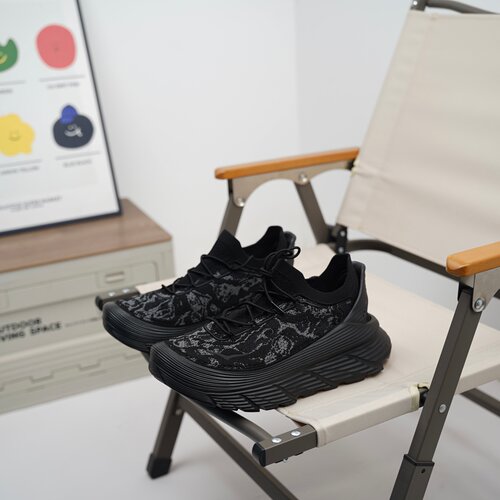 HOKA舒适低帮通勤休闲鞋