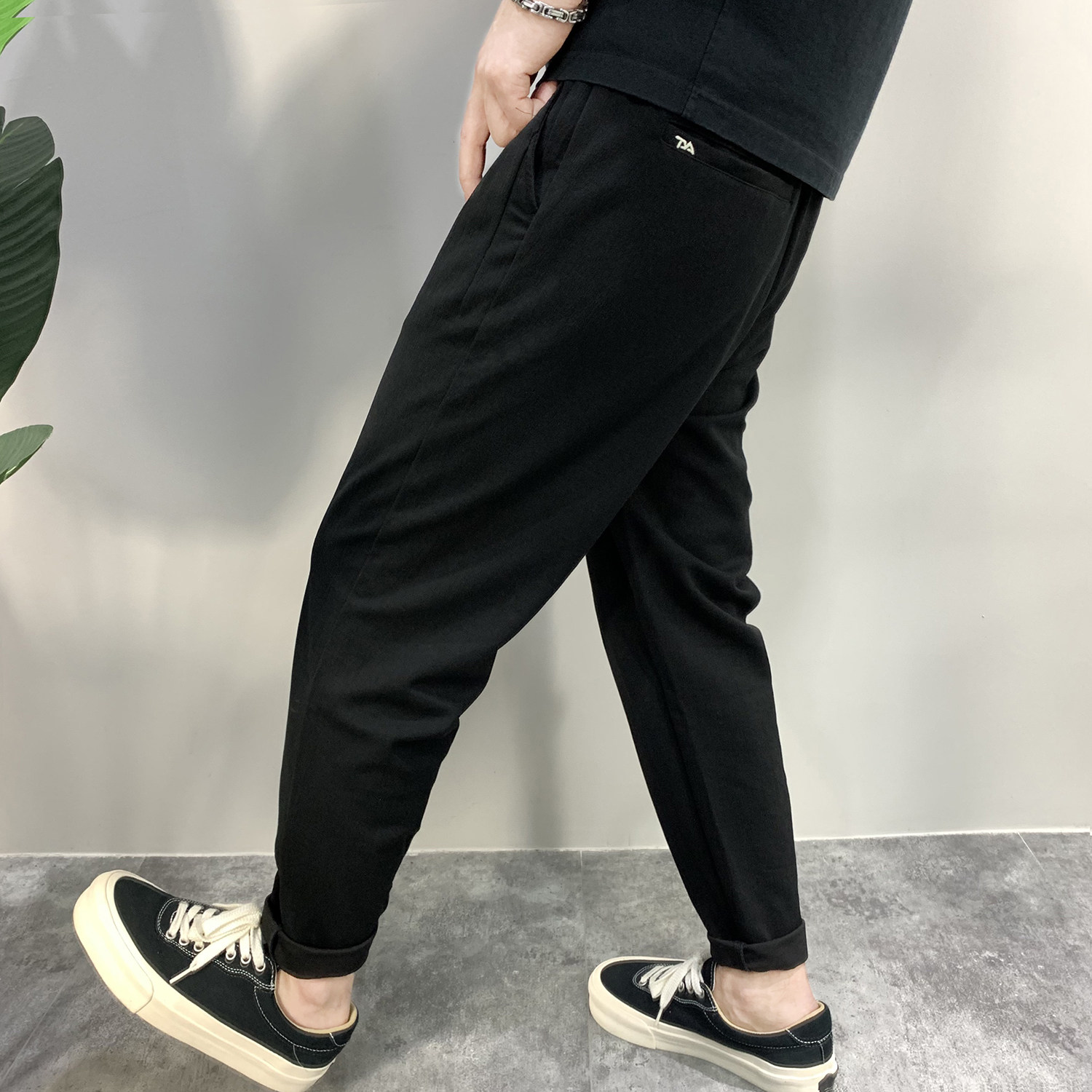 胡先生2026新品高端棉质男士净版纯色休闲裤松紧腰宽松锥形哈伦裤