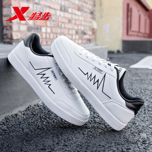 特步男鞋板鞋运动鞋低帮小白鞋