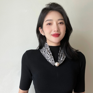 秋冬季双面双色磁扣三角巾女百搭气质遮颈纹多功能丝巾围脖领巾潮
