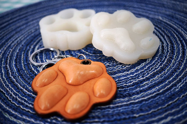 DIY手工皮具皮革植鞣革塑型模具猫爪钥匙扣塑型模具狗爪挂件包邮