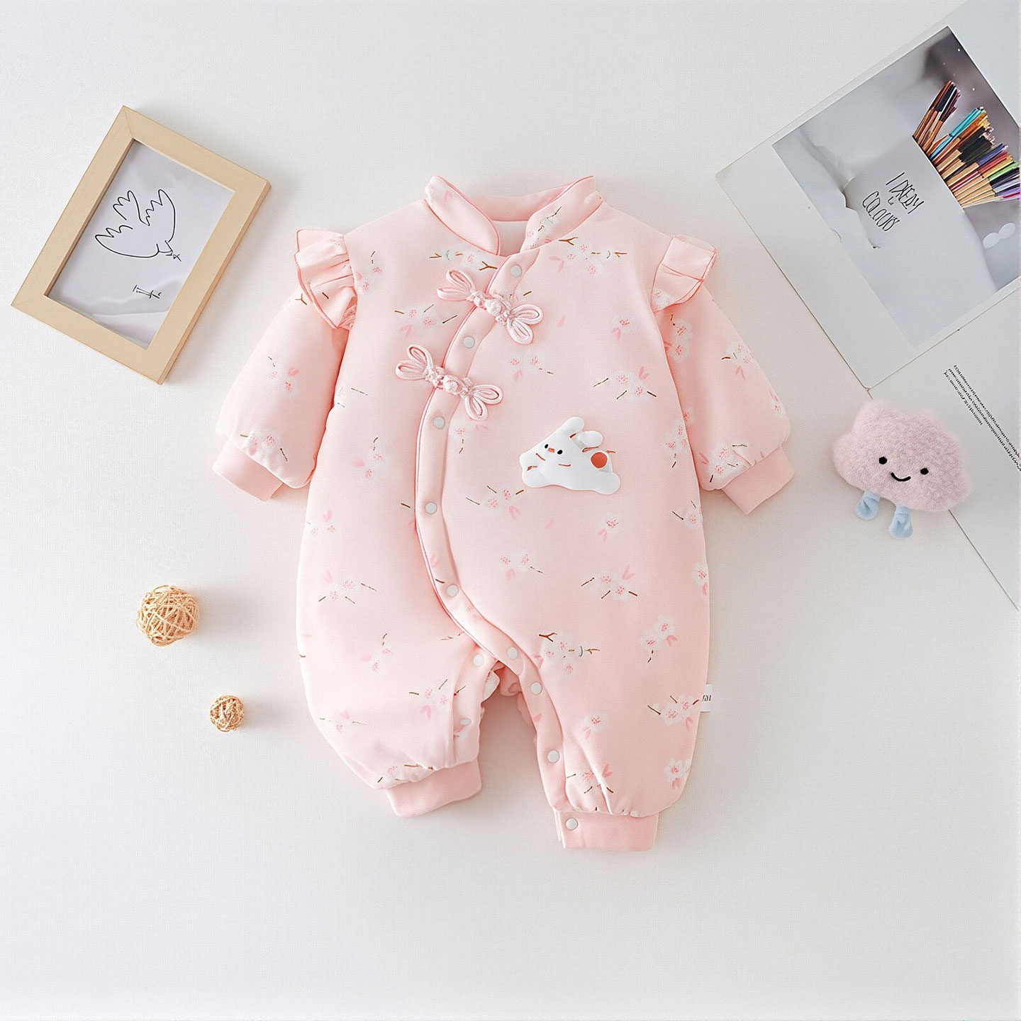 新生婴儿秋冬夹棉连体衣