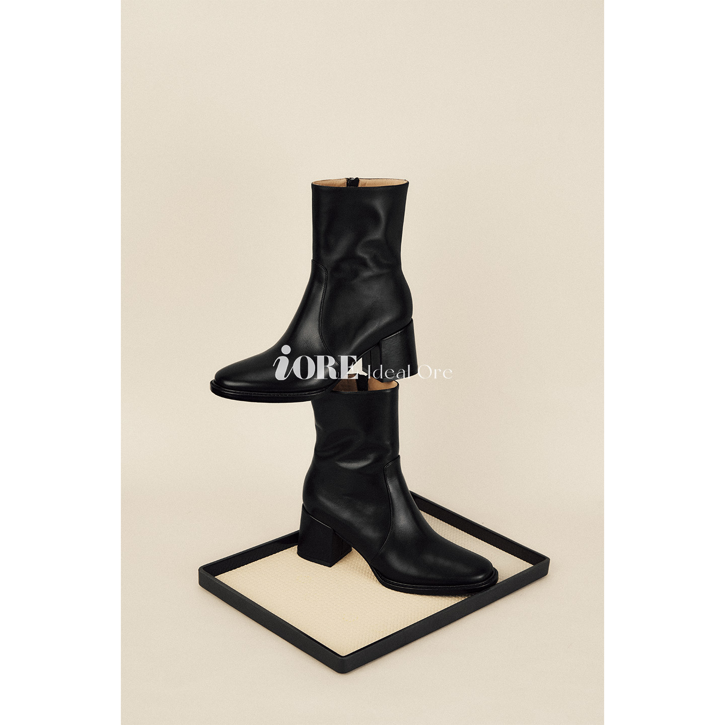 IORE理想矿石极简牛皮粗跟短靴