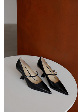 IORE理想矿石设计师原创 冷静克制线条 细跟高跟尖头玛丽珍单鞋