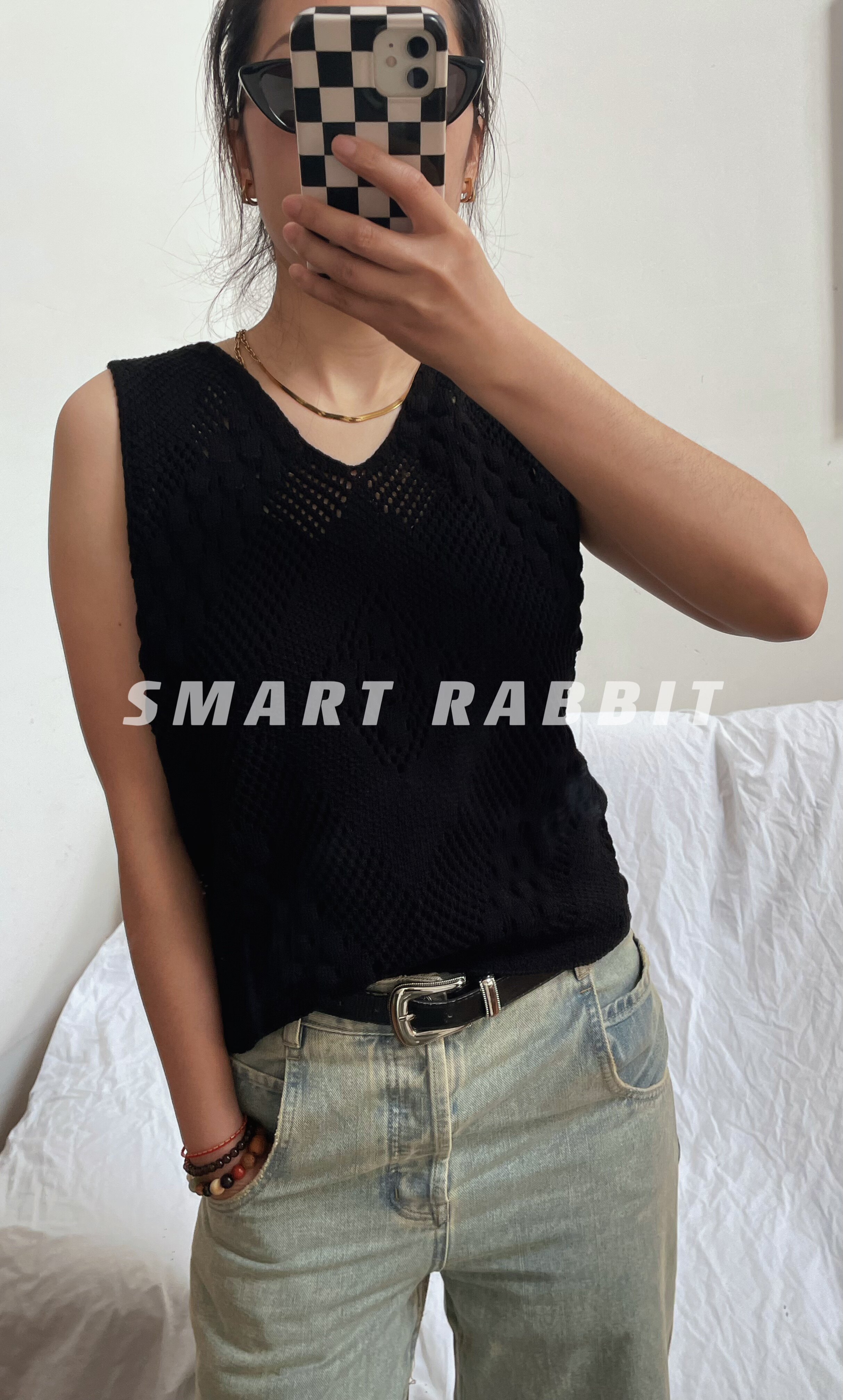 smart rabbit 23s/s|神秘嘉宾|黑色时尚无袖镂空针织v领套头衫
