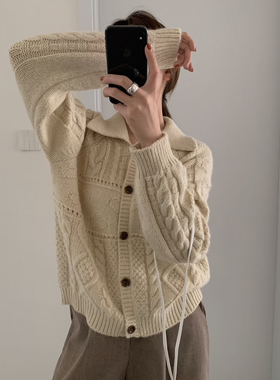 2025新款翻领麻花学院风针织开衫女秋冬宽松花纱软糯毛衣外套上衣