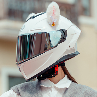 艾狮摩托车头盔女男机车全盔蓝牙3C认证大尾翼夏季高颜值猫耳可爱