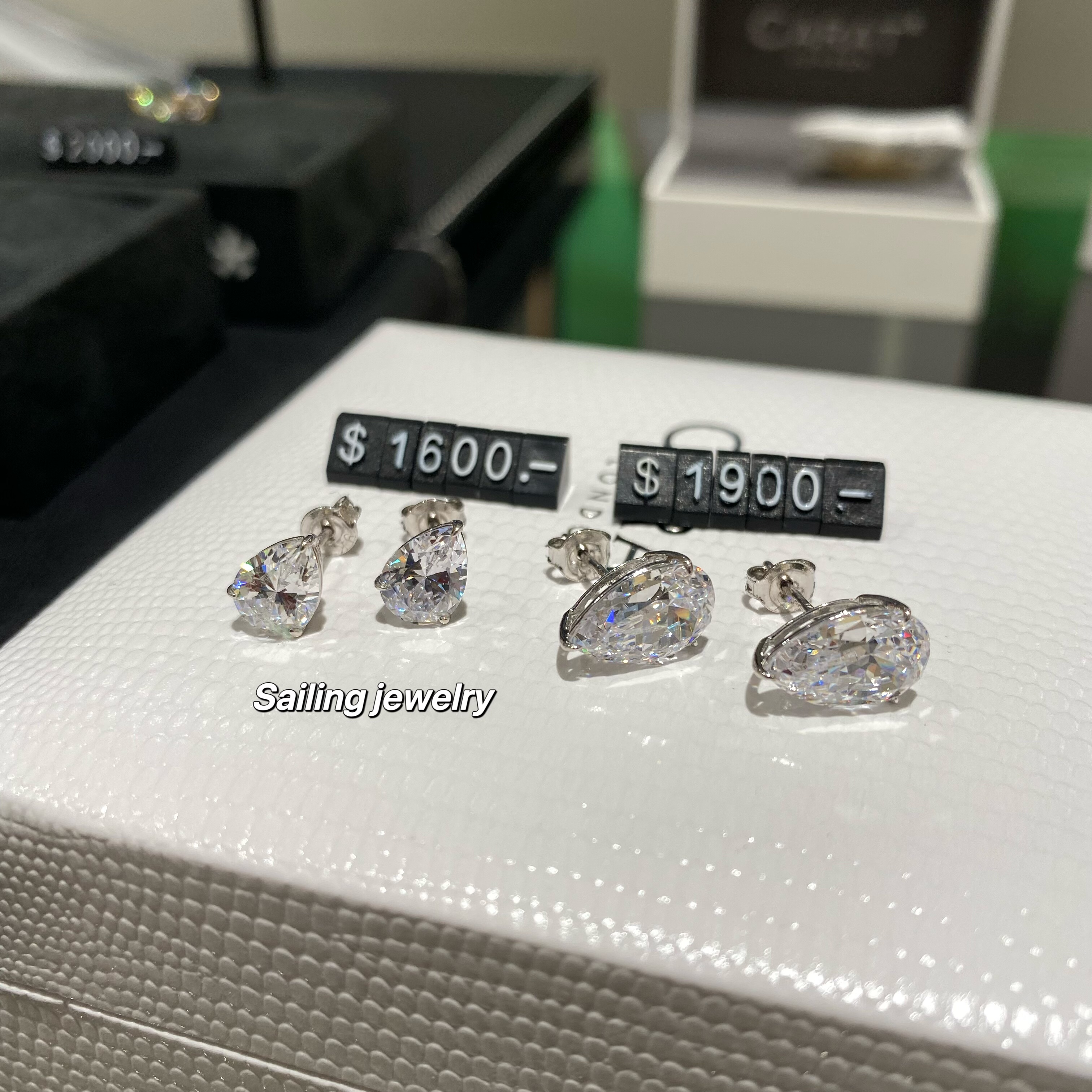 香港专柜 英国carat london 人造宝石耳钉 白金 水滴 人工钻