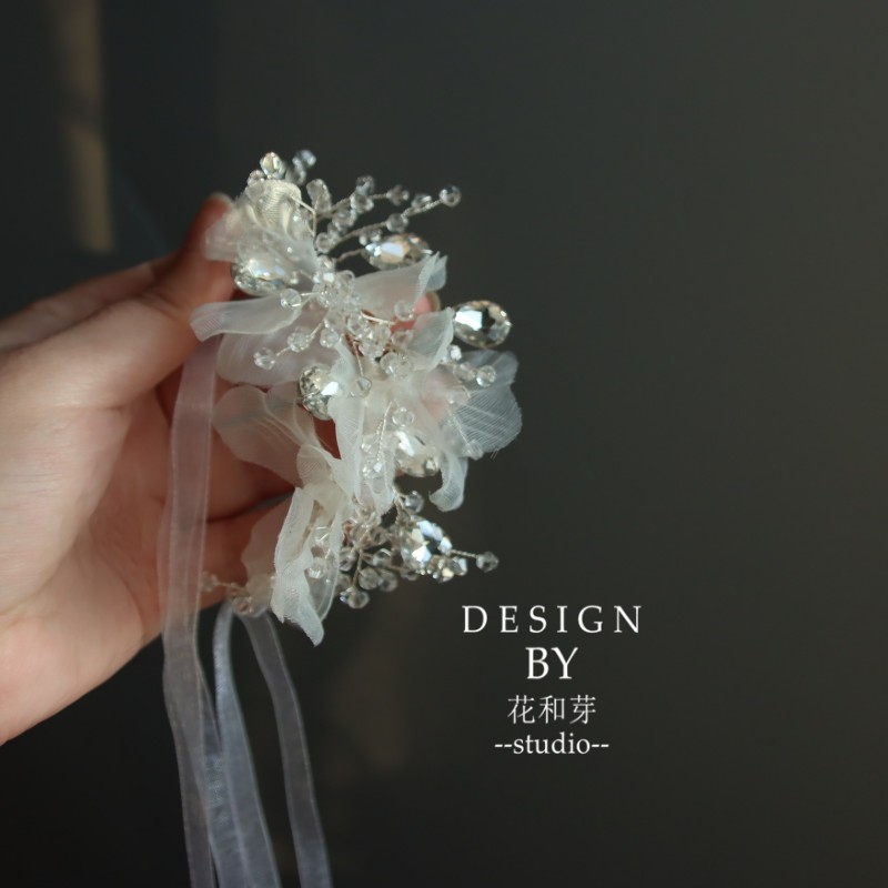 白纱银色婚礼白色水钻新娘手环