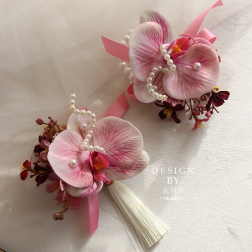 新款原创 唯美珍珠粉蝴蝶兰森系活动结婚胸花新郎伴娘姐妹团手花