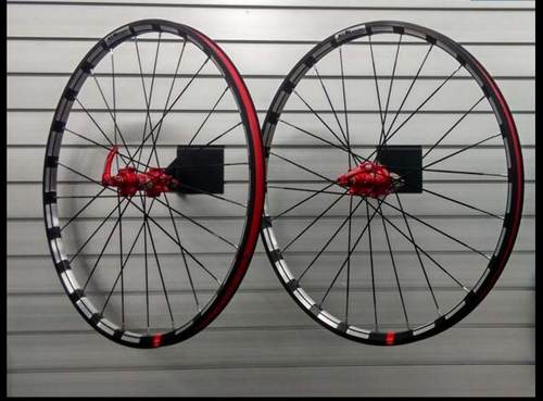 bdsl104轮组卡槽山地停车架