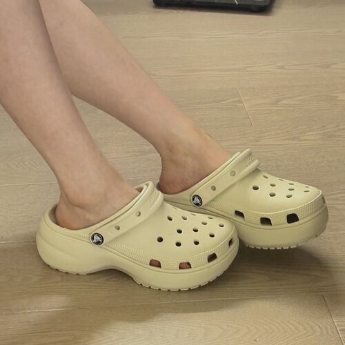 Crocs/卡骆驰云朵洞洞鞋厚底增高