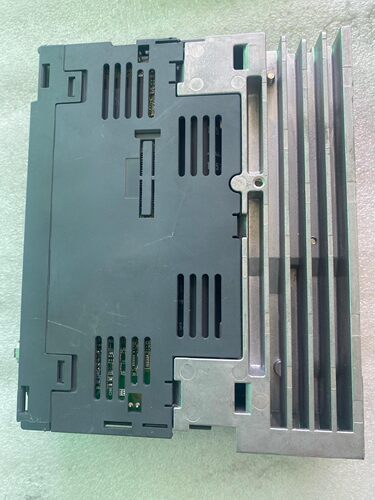 三菱伺服驱动器MR-J3-20A-RX035T015 拆机原