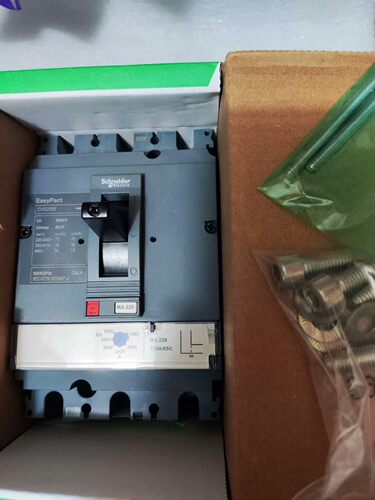 施耐德全新3P塑壳断路器CVC250F系列220A