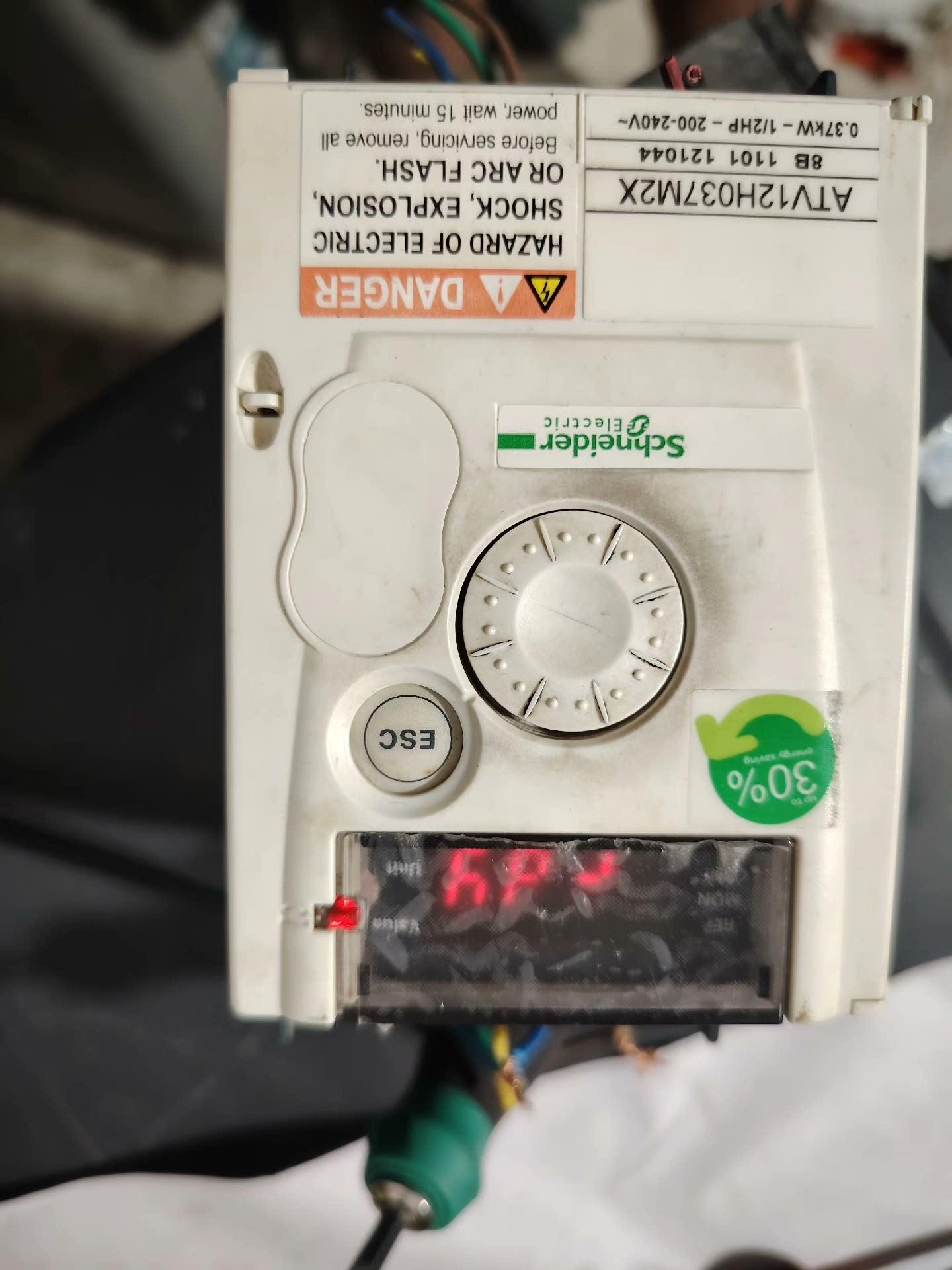 施耐德变频器，ATV12H037M2X，0.37KW，220